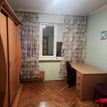 Бориспільська вул., 34