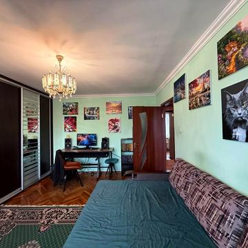 Любінська вул., 104