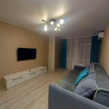 Продається 3-к. квартира з новим ремонтом