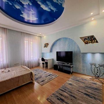 Квартира с парковкой рядом с центром, Прохоровская/Степовая