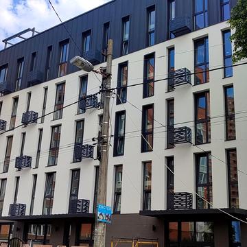 Осіння вул., 33