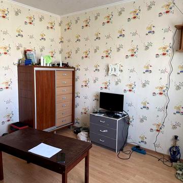 Впервые продам 3 х комн из кв Гарибальди 6а