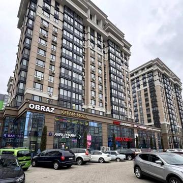 Університетська вул., 3