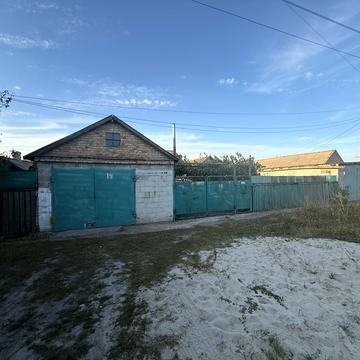 Авіаторів вул., 19