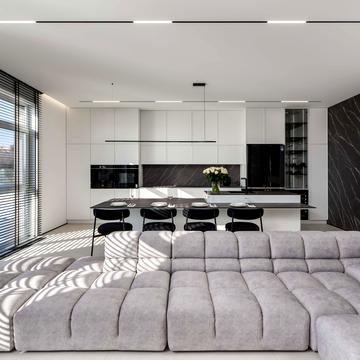 Університетська вул., 17-А