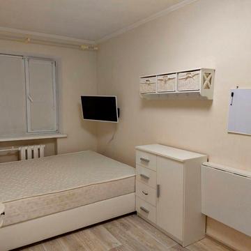 3-к квартира вул. Харківське шосе 8, метро Харківська, Бориспільська