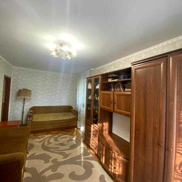 Продам 2-х комнатную квартиру в Соломенском районе