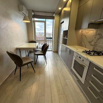 Простора квартира в Центрі міста! Газ! 2% оф!