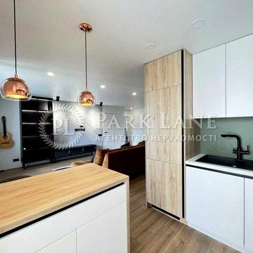 Продам без% 4кімн. вул. Конча-Заспинська 16 (Матикіна Ген.) ЖК Лісовий