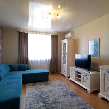 Андрія Аболмасова вул. (Панельна), 7