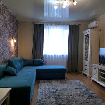 Андрія Аболмасова вул. (Панельна), 7