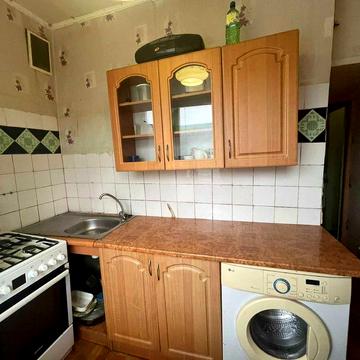 Терміново дешево Продаж  2к  вул.Салютна 8 Нивки  метро 15 хв ЖК Салютна 8