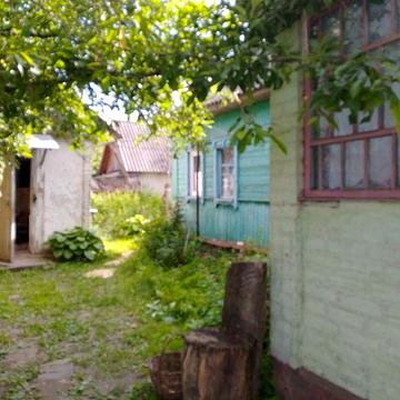 Будинок в селі . Мельня . Конотопського району.