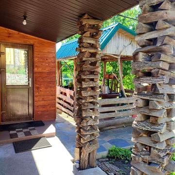 Продам заміський будинок