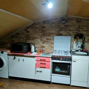 Сдам 2й этаж частного дома с парковкой во дворе,,Жуляны