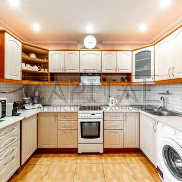 Продаж квартири, вул. Касіана, ЖК Жокей, Голосіївський р-н