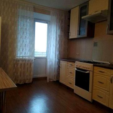 Сдам в оренду 2к квартиру на Браїлках код 3434