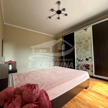 Продам Будинок 120 м2 з 10 сот Ділянкою