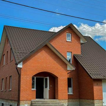 Цегляний будинок, 10 соток, чудове розташування, біля «Софії»