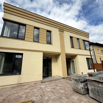 Топовий дуплекс з дизайнерским ремонтом Гатне