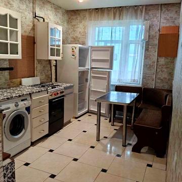 Гірницький мікрорайон вул., 25