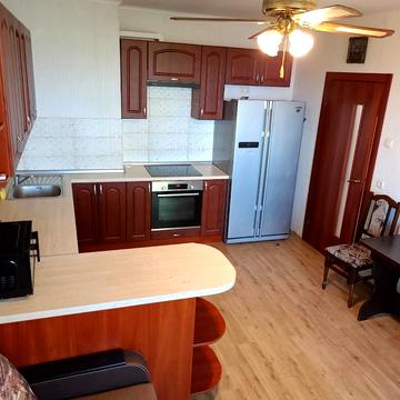 Ясинуватський пров., 11