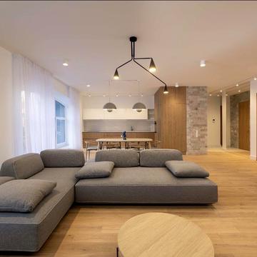 Гетьмана Павла Скоропадського вул. (Льва Толстого), 39