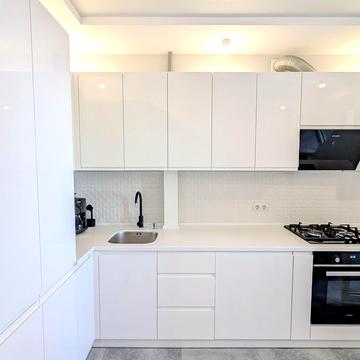 Василя Стуса вул., 30