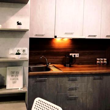 Центральна вул., 19