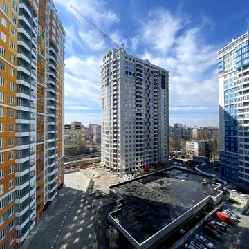 Лесі Українки просп. (Гагаріна), 19