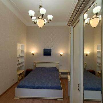 Сдается 2- хкомнатная в самом центре