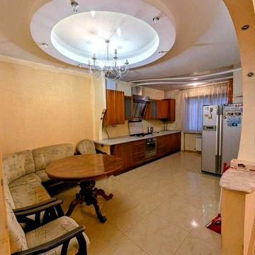 Здаю 3 к кв по Галицький (р-н Центра) Новобудова.Євроремонт.