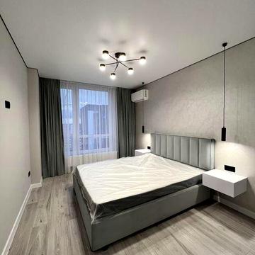 Продаю 1-кімнатну квартиру повністю укомплектовану в н/б біля Велесу ЖК UOne