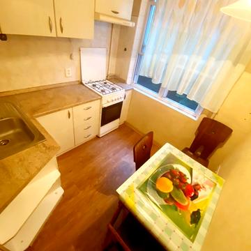 Олексія Вадатурського вул. (Маршала Малиновського), 35