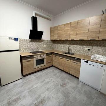 Новобудова 1,5 кімнатна в Новому районі.