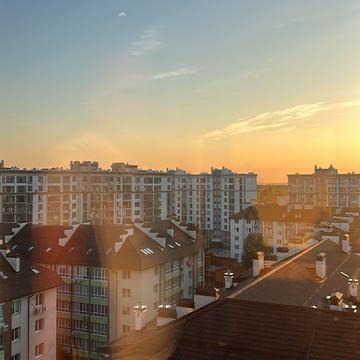 Львівська вул., 17