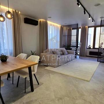 Дніпровська набережна вул., 18-А