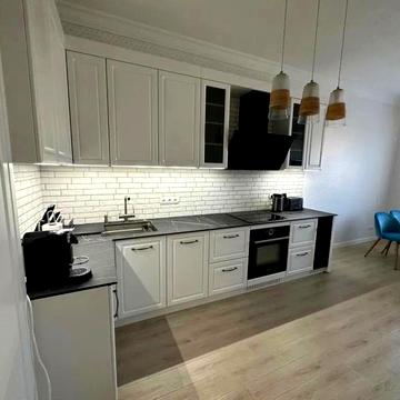 Гетьмана Павла Скоропадського вул., 38