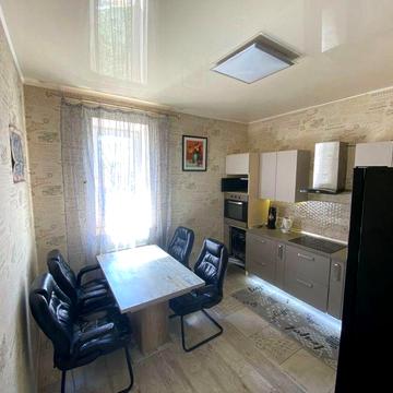 Квартра у центрі 2-х кімнатна