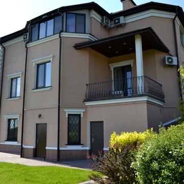 Лесі Українки вул., 23