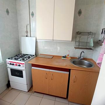 Романа Шухевича просп. (Генерала Ватутіна), 26-В