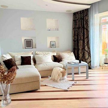 Чорновола 25, тиха, простора, затишна 2к, висота стелі 3м.