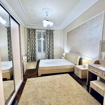 Григорія Смольського вул. (), 7