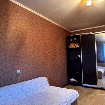 Продам 1-кімнатну квартиру. Грушевського 44