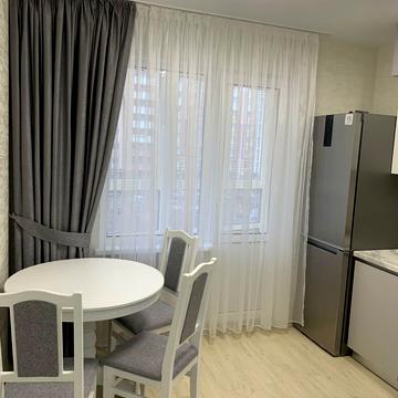 Бориса Гмирі вул., 20