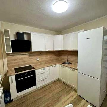 Оренда 1 кім пр Георгія Гонгадзе 20 Виноградар Ретровіль Правди