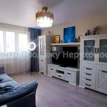 Продам 2к квартиру з ремонтом по вул. Космічній Q8