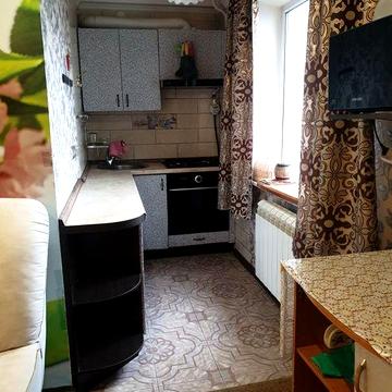 Сдам 1й этаж частного дома с отд.входом,для 1го парня,Гатное