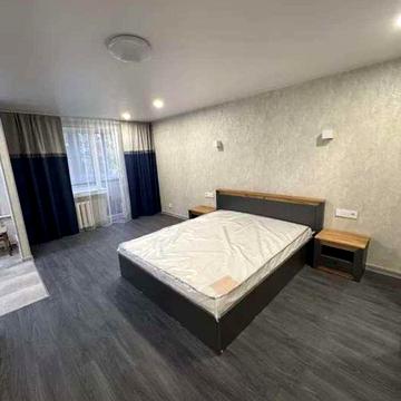 Мечникова вул. (Кловський), 7