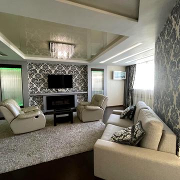 Валерія Лобановського просп. (Червонозоряний), 4-Ж